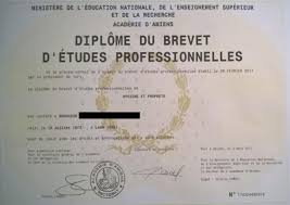 Faux diplôme en ligne / Acheter un diplôme
