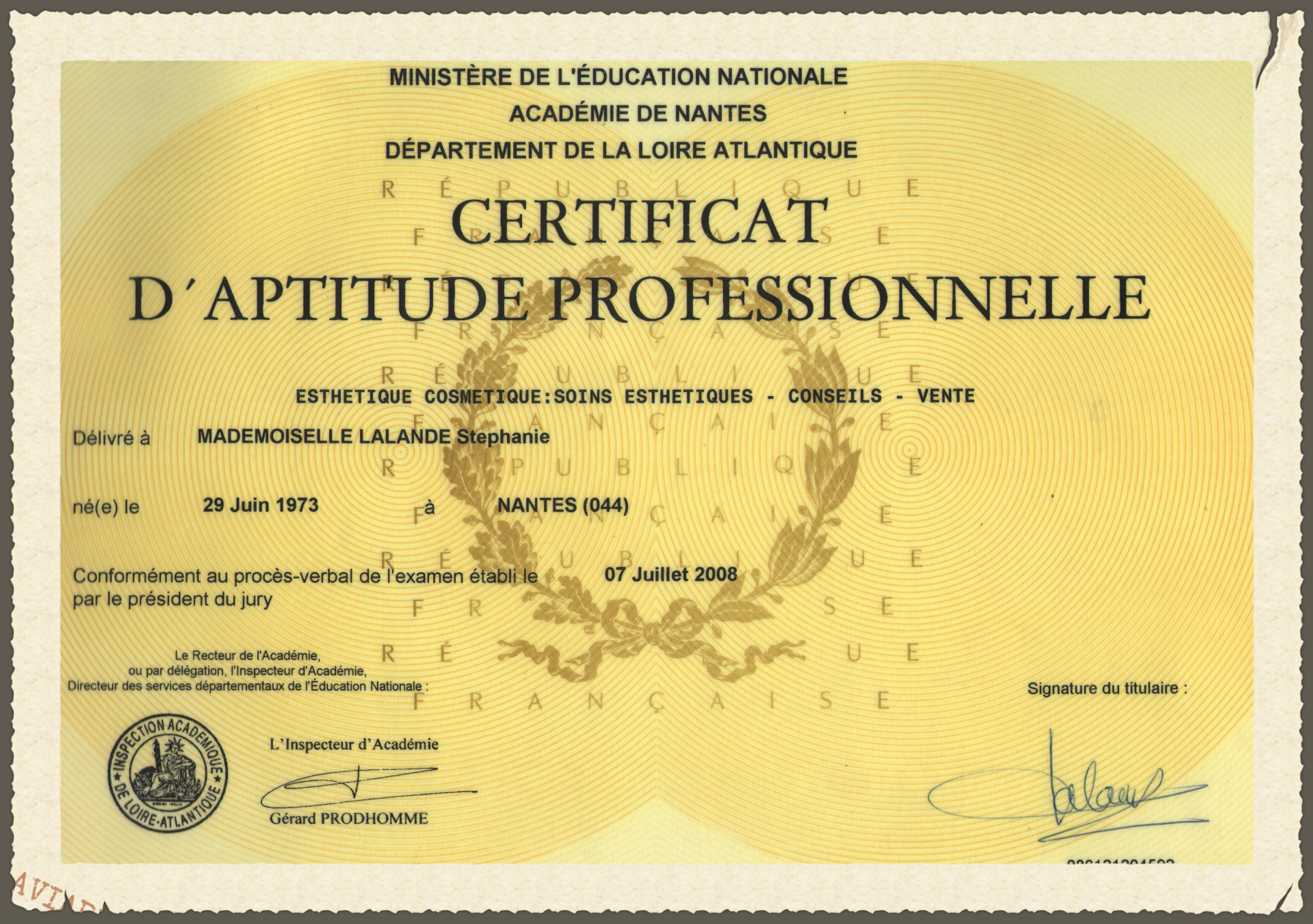 Faux diplôme en ligne / Acheter un diplôme