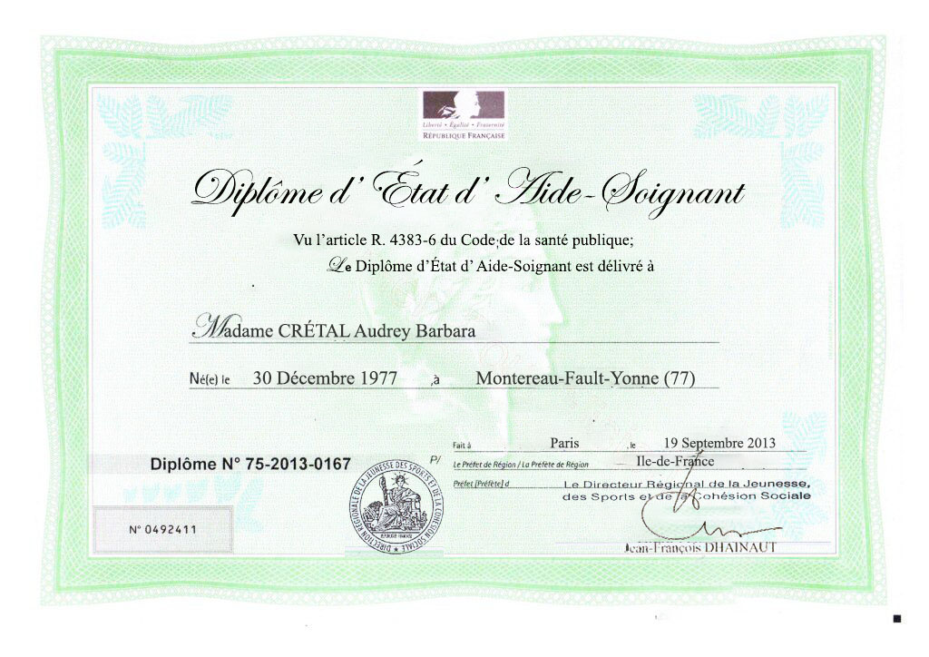 Des aides soignantes sans diplôme/ Acheter un diplôme d'aide-soignant